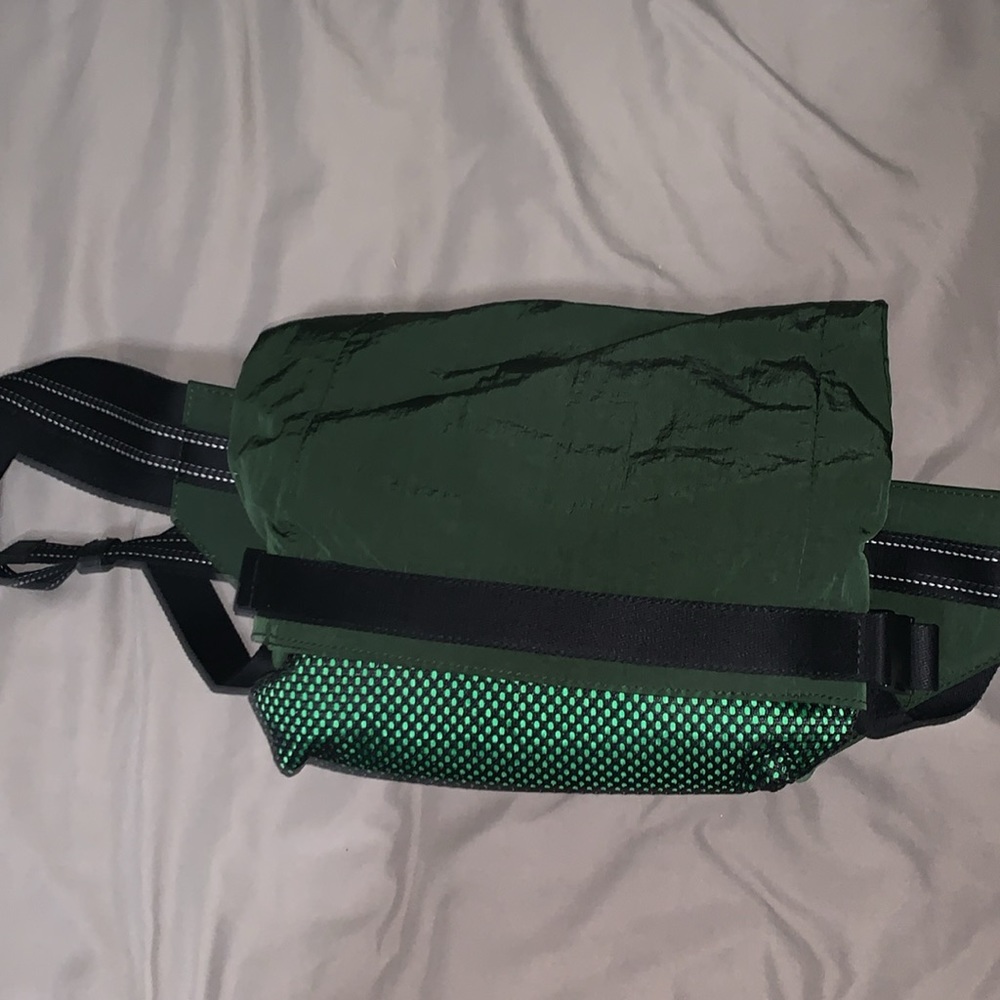Brand New BOTTEGA VENETA Tech Nylon Belt Bag (NWT)